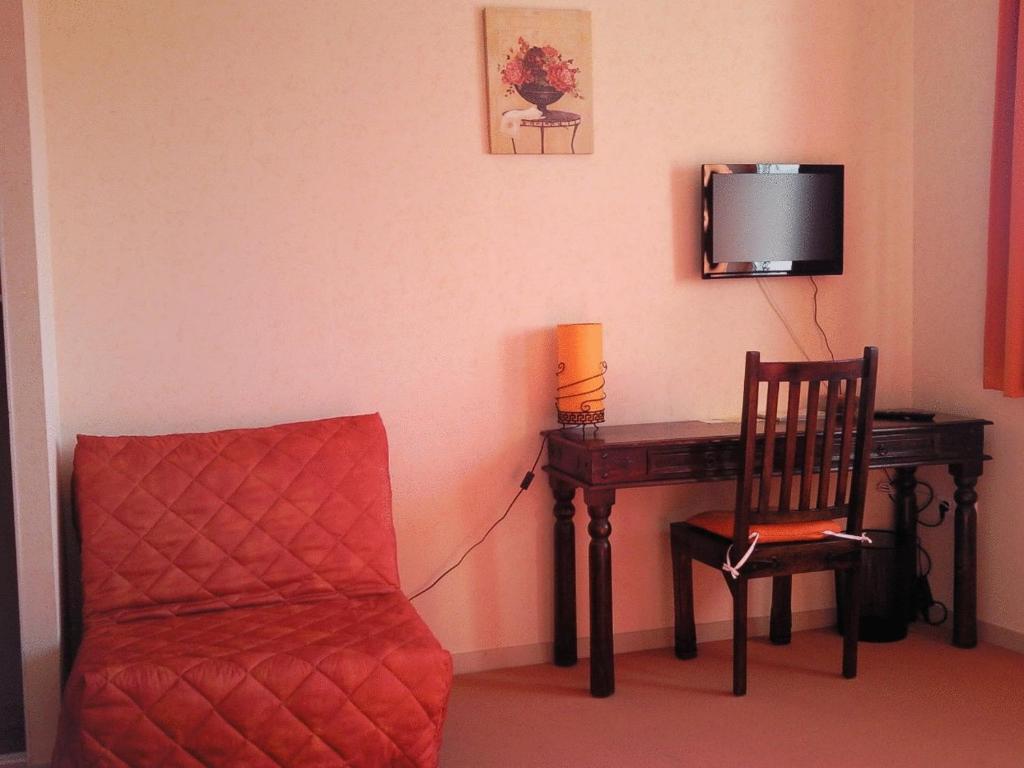 Logis L'Auberge Du Quercy Blanc Molieres  Luaran gambar
